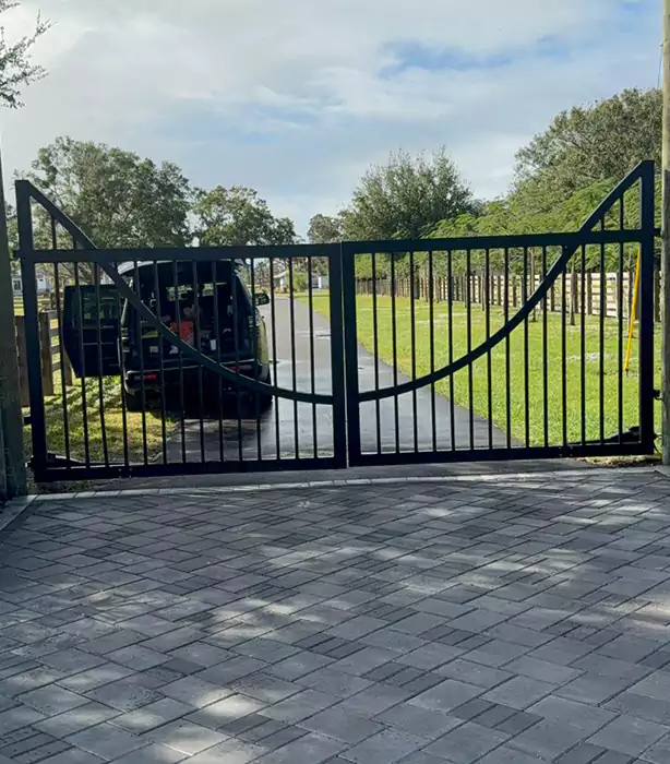Swing Gate Repair in Cooper City, FL