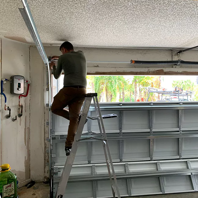 Experienced Garage Door Installation Experts in Cooper City, FL